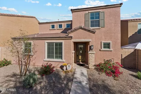 8244 W Albeniz Pl, Phoenix, AZ 85043