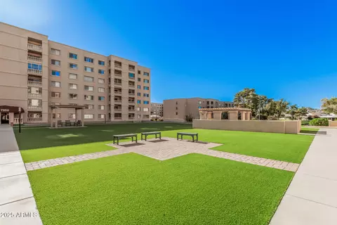 7970 E Camelback Rd #611, Scottsdale, AZ 85251
