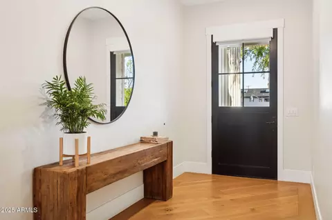 Entry Way - 3530 E Glenrosa Ave, Phoenix, AZ 85018 photo 1 of 3