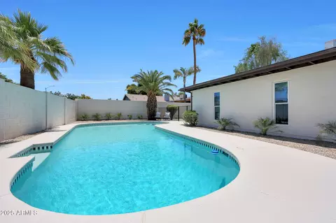Exterior - 4079 E Yucca St, Phoenix, AZ 85028 photo 2 of 5