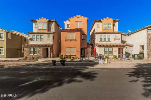 7742 W Terri Lee Dr, Phoenix, AZ 85035