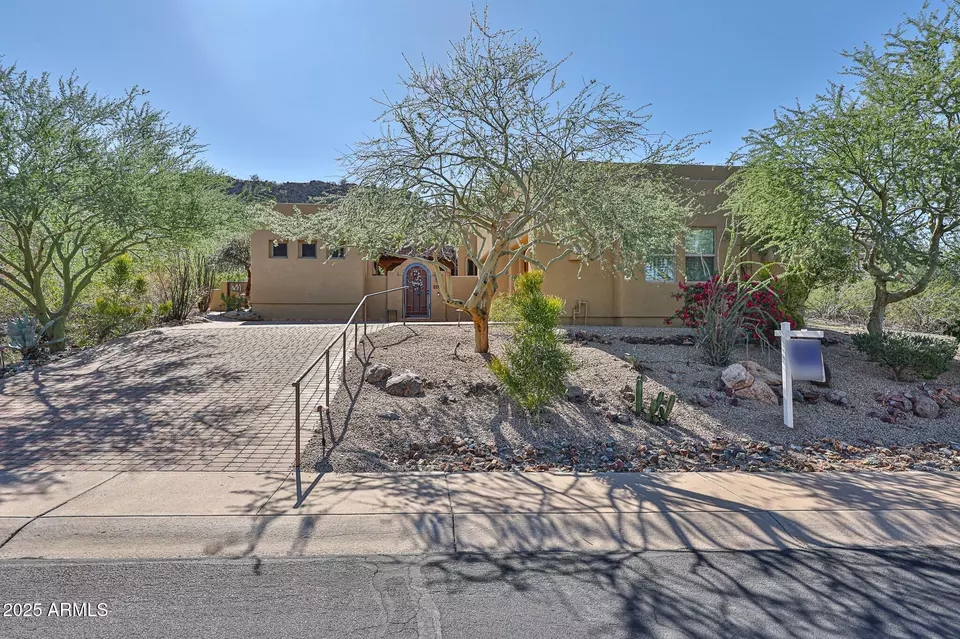 Exterior - 18329 W Santa Alberta Ln, Goodyear, AZ 85338 photo 4 of 16