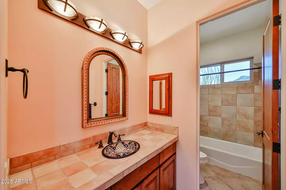 Bath - 18329 W Santa Alberta Ln, Goodyear, AZ 85338 photo 5 of 5