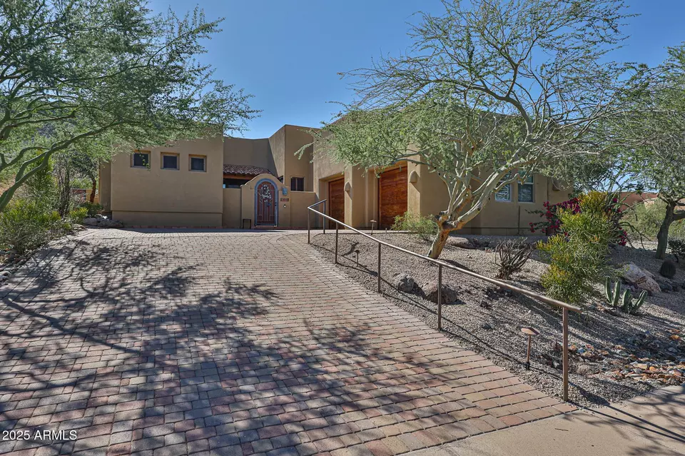 Exterior - 18329 W Santa Alberta Ln, Goodyear, AZ 85338 photo 3 of 16