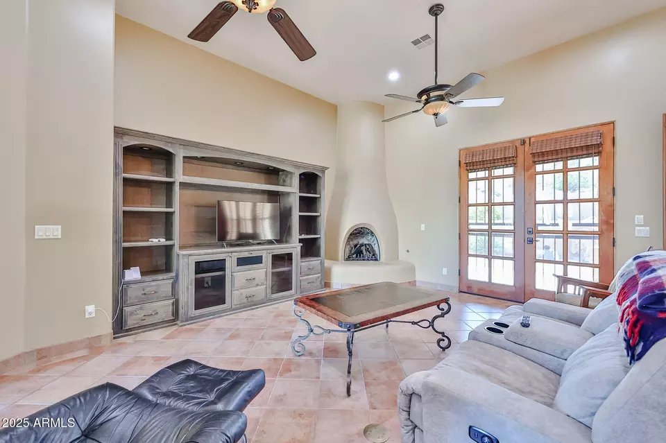 Living - 18329 W Santa Alberta Ln, Goodyear, AZ 85338 photo 1 of 2