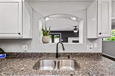 2210 E Vista Dr, Phoenix, AZ 85022 photo 20