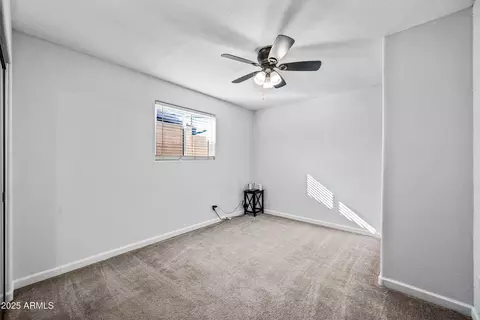 2210 E Vista Dr, Phoenix, AZ 85022 photo 32