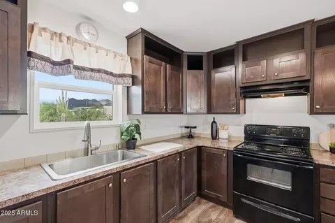 1000 W Whiteley St, Apache Junction, AZ 85120 photo 9