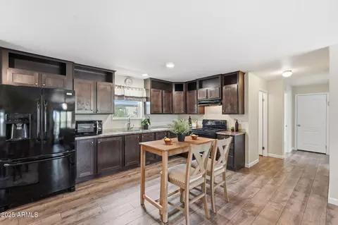 1000 W Whiteley St, Apache Junction, AZ 85120 photo 6