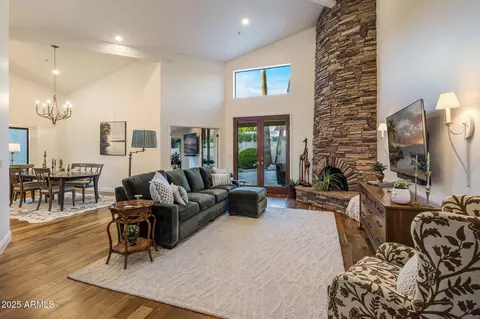7516 E Mercer Ln, Scottsdale, AZ 85260