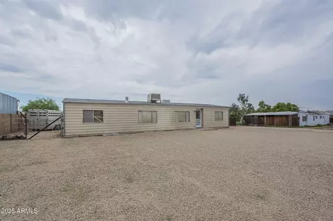 2610 E Tonto Ln, Phoenix, AZ 85050 photo 3