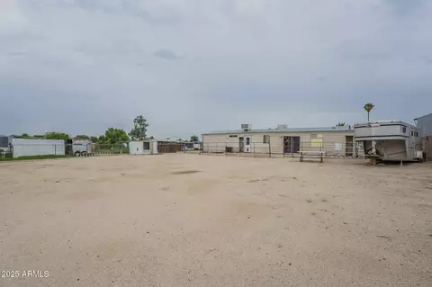 2610 E Tonto Ln, Phoenix, AZ 85050 photo 23