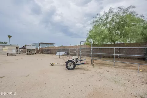 2610 E Tonto Ln, Phoenix, AZ 85050 photo 25