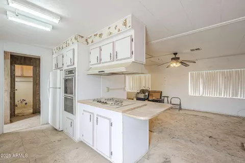 2610 E Tonto Ln, Phoenix, AZ 85050 photo 7