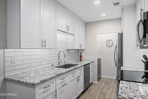 8584 E Indian School Rd #F, Scottsdale, AZ 85251