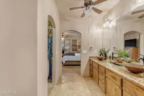 Entry Way - 2443 N Sixshooter Rd, Apache Junction, AZ 85119 photo 5 of 5