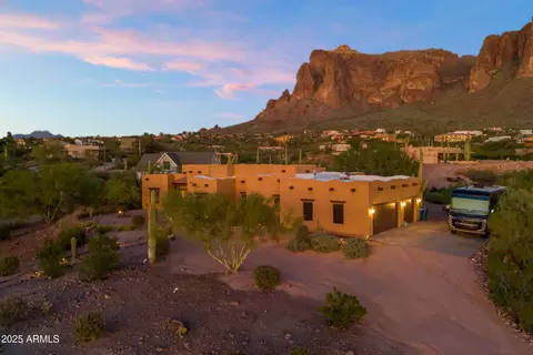 Exterior - 2443 N Sixshooter Rd, Apache Junction, AZ 85119 photo 27 of 28