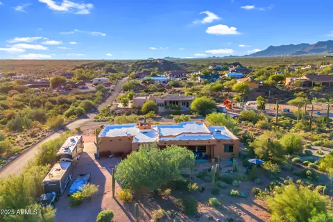 View/Area - 2443 N Sixshooter Rd, Apache Junction, AZ 85119 photo 6 of 12