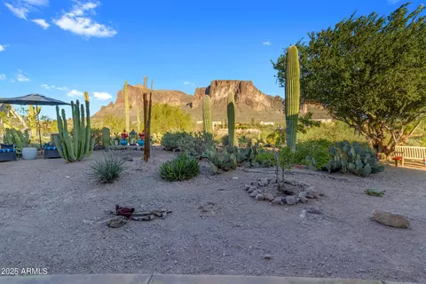 Exterior - 2443 N Sixshooter Rd, Apache Junction, AZ 85119 photo 15 of 28