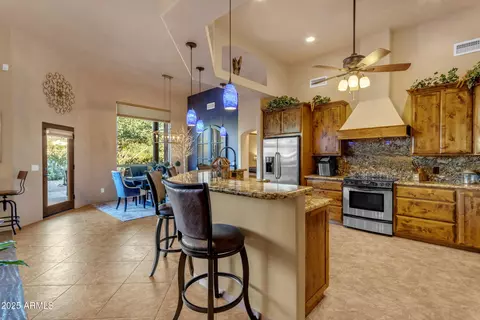Kitchen - 2443 N Sixshooter Rd, Apache Junction, AZ 85119 photo 4 of 4