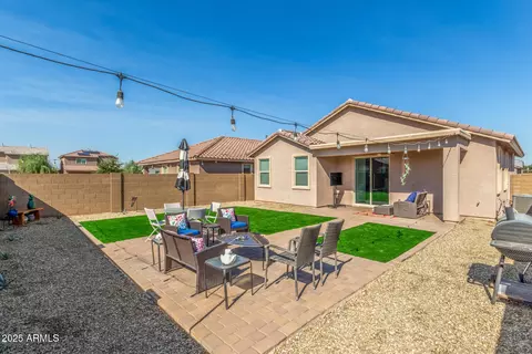 Exterior - 6343 W Warner St, Phoenix, AZ 85043 photo 4 of 6