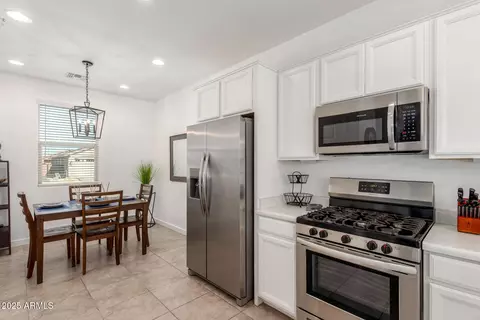 Kitchen - 6343 W Warner St, Phoenix, AZ 85043 photo 3 of 3