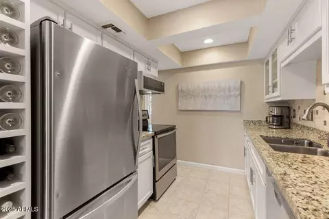 1252 E Medlock Dr, Phoenix, AZ 85014 photo 11