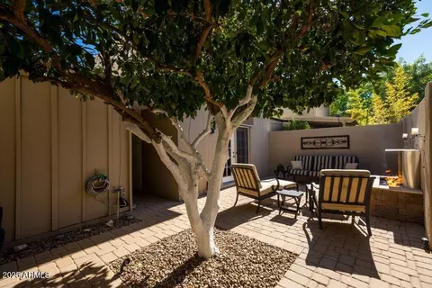 1252 E Medlock Dr, Phoenix, AZ 85014 photo 26