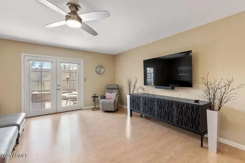1252 E Medlock Dr, Phoenix, AZ 85014 photo 6