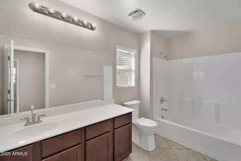 6813 S 7th Ln, Phoenix, AZ 85041 photo 33
