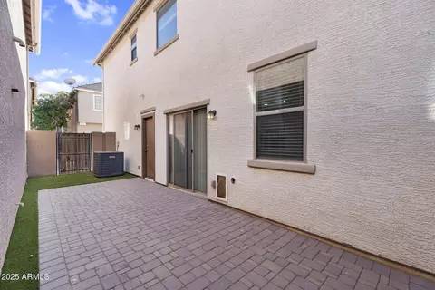 6813 S 7th Ln, Phoenix, AZ 85041 photo 36