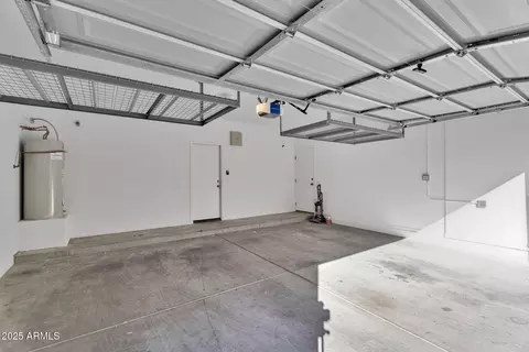 6813 S 7th Ln, Phoenix, AZ 85041 photo 35