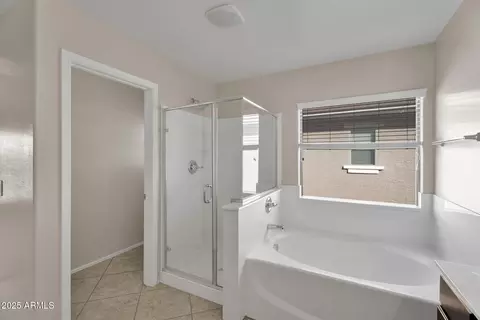 6813 S 7th Ln, Phoenix, AZ 85041 photo 24