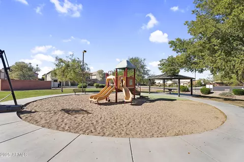 6813 S 7th Ln, Phoenix, AZ 85041 photo 43