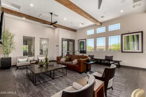 View/Area - 4516 E Walter Way, Phoenix, AZ 85050 photo 2 of 6