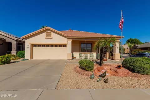 17606 W Wildberry Dr, Surprise, AZ 85374