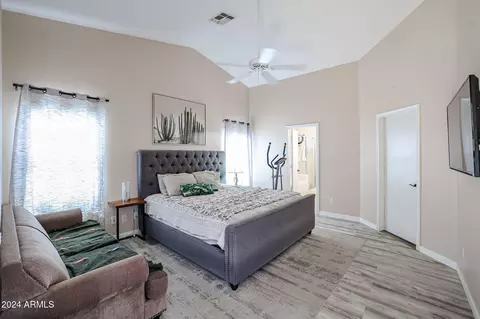Bedroom - 40802 N Hearst Dr, Anthem, AZ 85086 photo 5 of 7