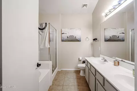 Bath - 40802 N Hearst Dr, Anthem, AZ 85086 photo 2 of 3