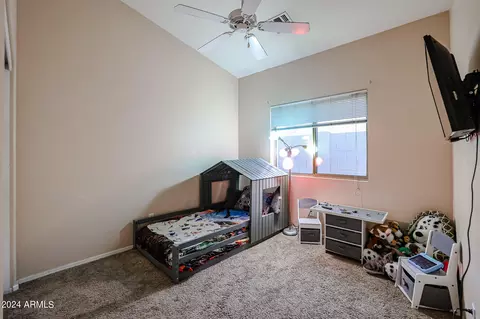 Bedroom - 40802 N Hearst Dr, Anthem, AZ 85086 photo 3 of 7