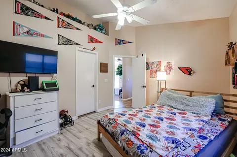 Bedroom - 40802 N Hearst Dr, Anthem, AZ 85086 photo 2 of 7