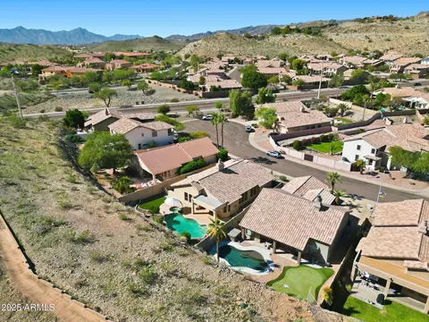 View/Area - 2419 E Silverwood Dr, Phoenix, AZ 85048 photo 4 of 8