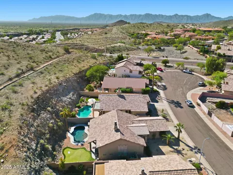 View/Area - 2419 E Silverwood Dr, Phoenix, AZ 85048 photo 5 of 8
