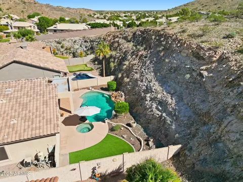 View/Area - 2419 E Silverwood Dr, Phoenix, AZ 85048 photo 6 of 8