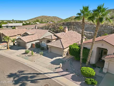 View/Area - 2419 E Silverwood Dr, Phoenix, AZ 85048 photo 8 of 8