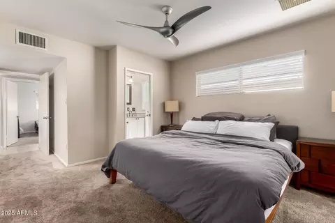 Bedroom - 5129 N 18th Pl, Phoenix, AZ 85016 photo 2 of 7