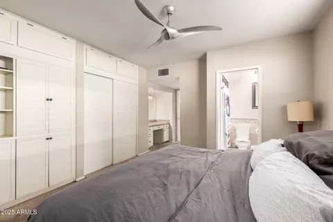 Bedroom - 5129 N 18th Pl, Phoenix, AZ 85016 photo 3 of 7