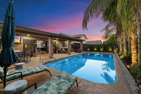8808 W Sandra Ter, Peoria, AZ 85382