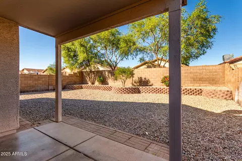 Exterior - 982 E Mohave Ln, Apache Junction, AZ 85119 photo 7 of 9