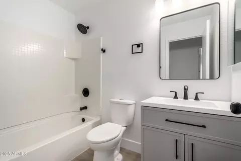 Bath - 982 E Mohave Ln, Apache Junction, AZ 85119 photo 2 of 2