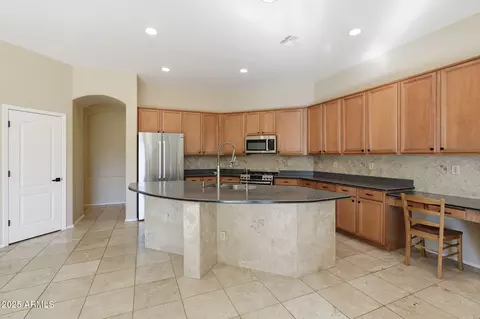 Kitchen - 8605 E Hannibal St, Mesa, AZ 85207 photo 6 of 6